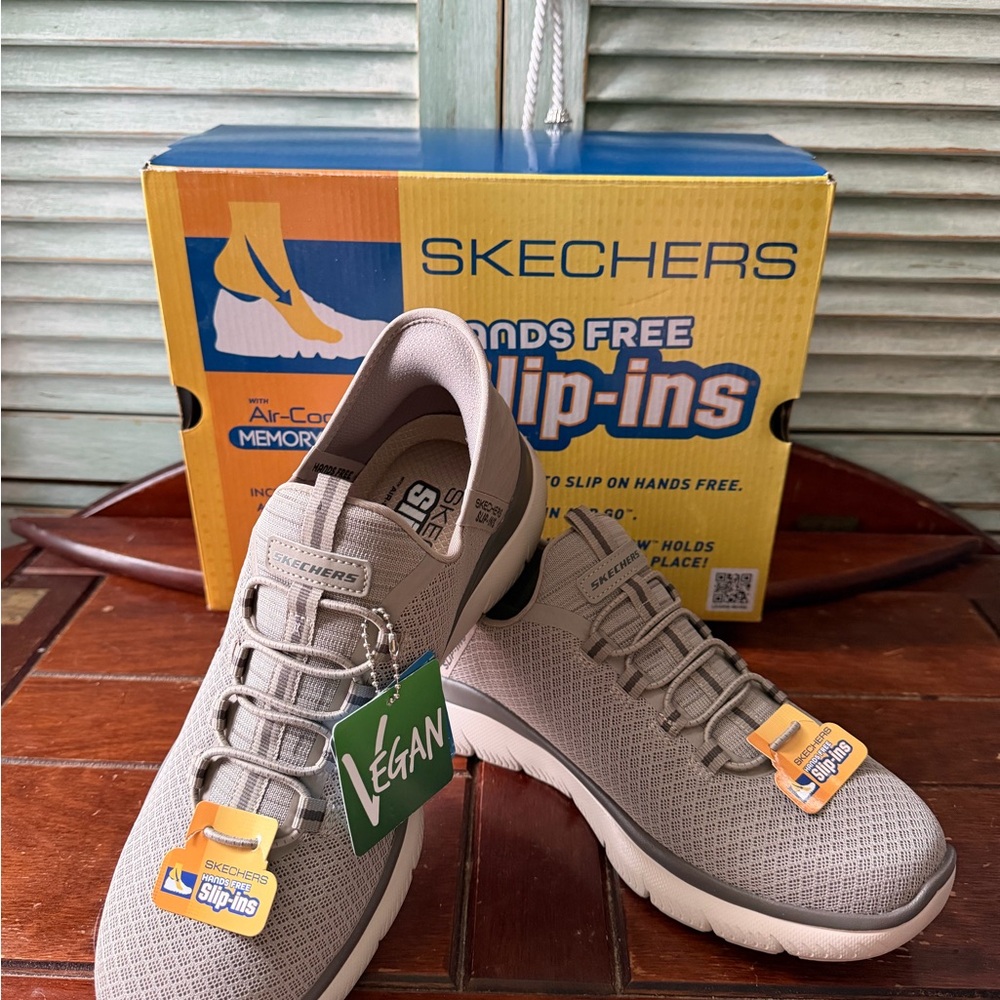 Skechers Slip-Ins Mesh Summits-High Range Sneakers in Taupe Mens8/Womwns10
